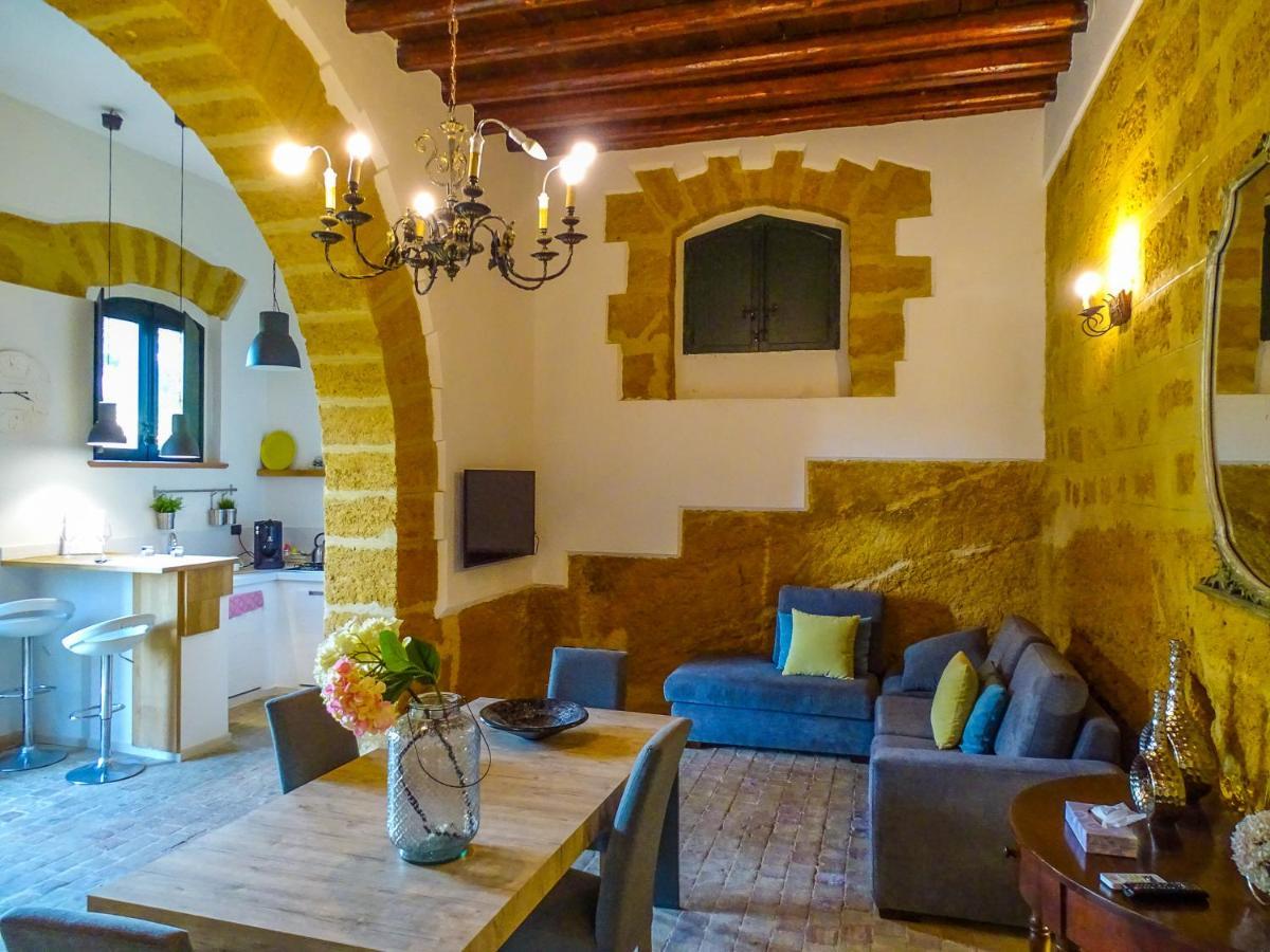 Villa La Lumia B&B Suites & Apartments Agrigent Exterior foto